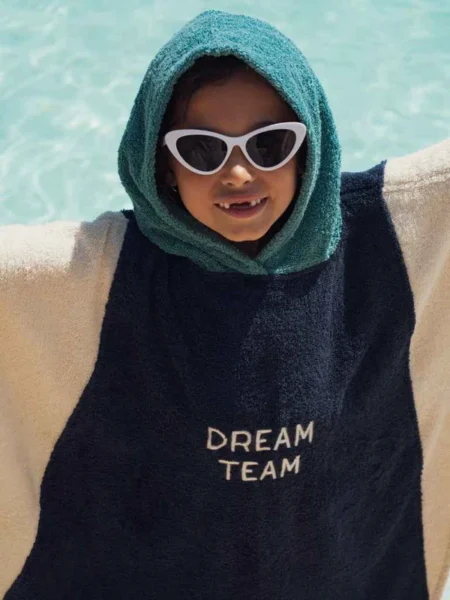 CHAMAYE PONČO DREAM TEAM MODER