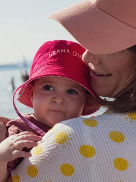 CHAMAYE KLOBUČEK OBOJESTRANSKI DRAMA QUEEN ROZA