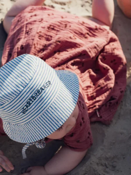 CHAMAYE KLOBUČEK OBOJESTRANSKI HEARTBREAKER MODER