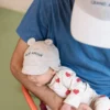 744176 B (7) CHAMAYE KLOBUČEK Z UŠESKI PETIT AMOUR BEŽ