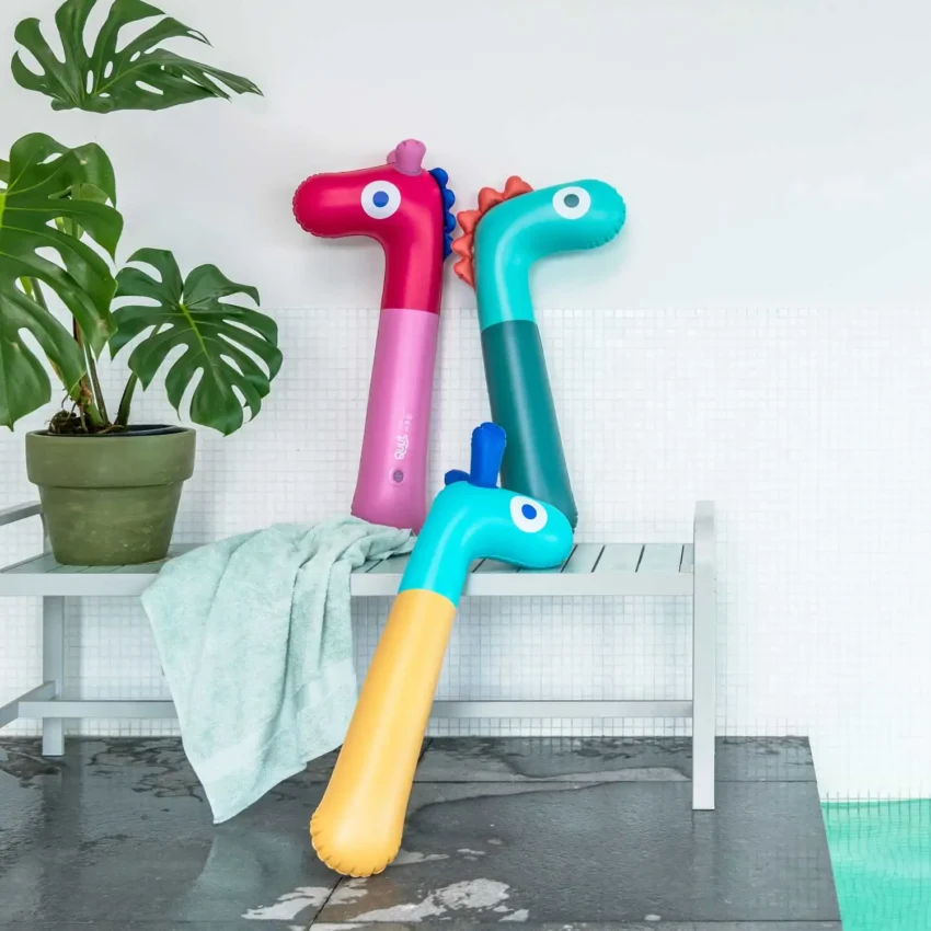 Inflatable_Giraffe (5) QUUT NAPIHLJIV PRIJATELJ ŽIRAFA