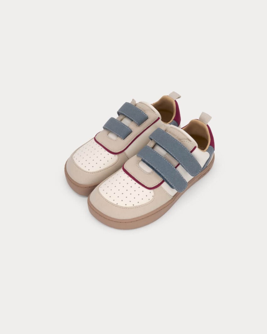 muris_product_petra_junior_rubyred_studio_4 MURIS PETRA JUNIOR RUBY RED 28-35